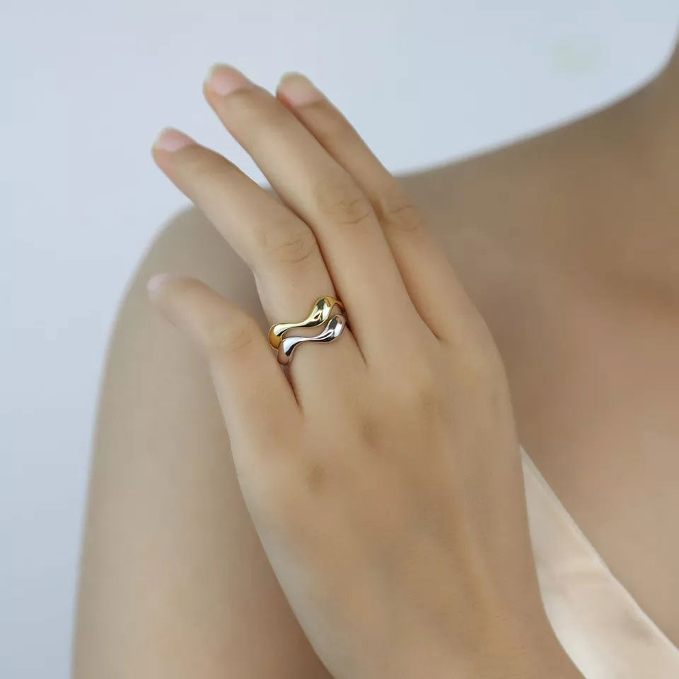 Carisseya | Wave Ring 18K Gold